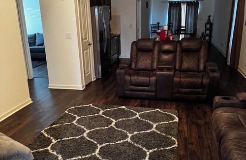 Bessemer House | Beautiful Home just 25mins from Downtown Birmingham