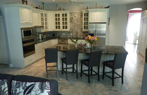Palmer Ranch House | Beautiful home on an 18 holes golf course