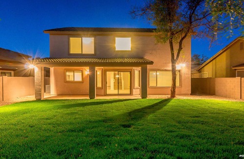 Tuscano House | Beautiful Home, Stores nearby, Downtown phoenix within 20 mins