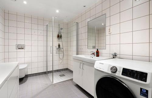 Tromso Apartment | Beautiful home with seaview