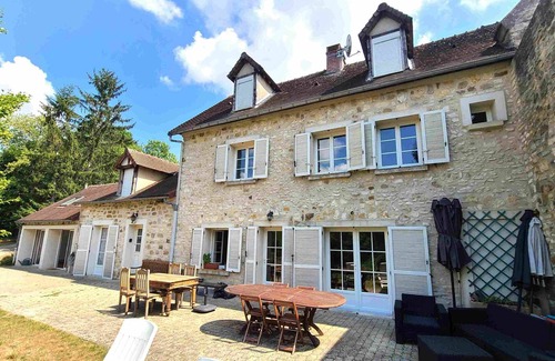Rozet-Saint-Albin House | Beautiful house and large garden 100km from Paris