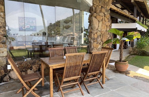 Portogalo House | Beautiful House 5 Suites by the beach in Portogalo