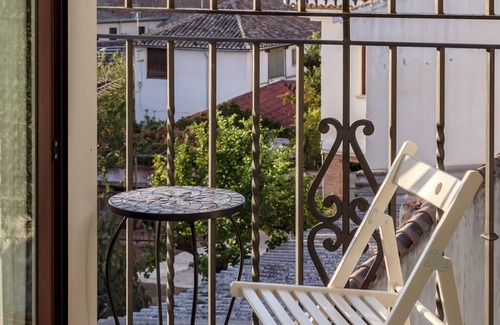 San Ildefonso House | Beautiful house- Albaicín- City center. Parking for large cars