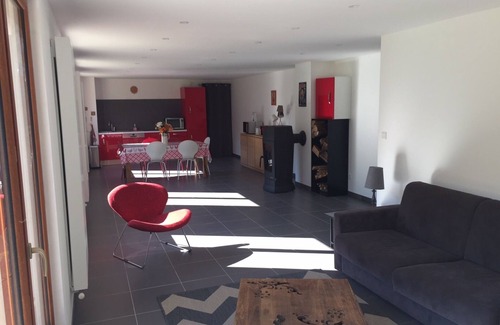 Rochechinard House | Beautiful house with swimming pool in the Drôme Vercors park