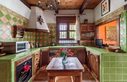 Padul Cottage | Beautiful house with private pool and fireplace