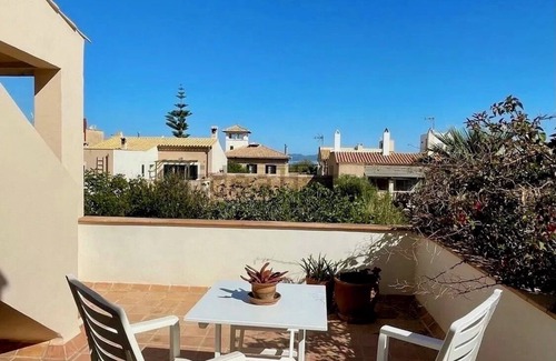 Colonia de Sant Pere House | Beautiful house with sea and mountain views 100m from the sea