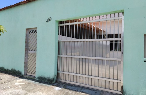 Maracana Apartment | Beautiful Independent and Exclusive Complete Suite 3 Blocks from the Beach!