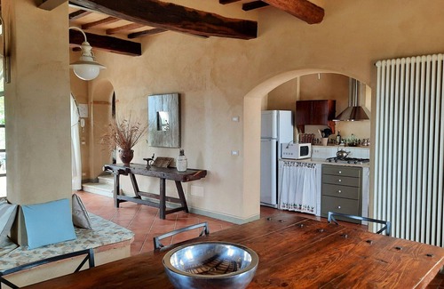 San Giovanni d'Asso Villa | Beautiful private villa with WIFI, private pool, A/C, TV, patio, panoramic view, close to Montalcino