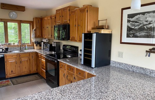 Killington House | Beautiful Killington Mountain Views - 2.1 miles to New Killington Base Lodge
