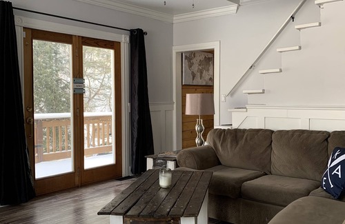 Timmins House | Beautiful lake house