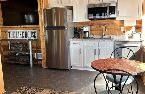 Ridgeway House | Beautiful Lake Wateree views with boat ramp, and large outdoor living areas