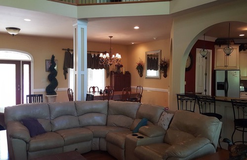 Huddleston House | Beautiful Lakefront Home On Smith Mountain Lake.