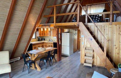 Herron Cottage | Beautiful lakefront home directly on Hubbard Lake, East Shore