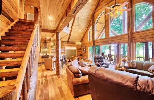 Milam Cabin | Beautiful lakefront log home will take your breath away!!