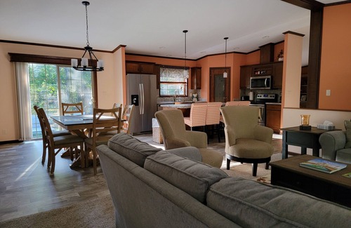 Nekoosa House | Beautiful large home 5 min from Sand Valley Golf and 45 min from Wisconsin Dells