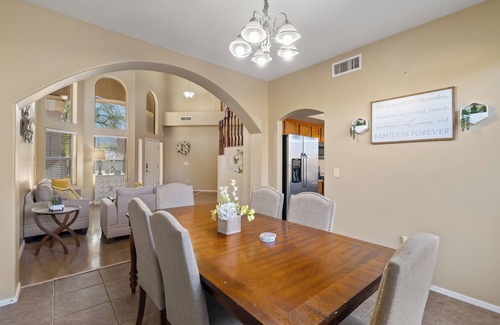 Tucson Estates House | Beautiful large Tucson Gem with your own POOL!
