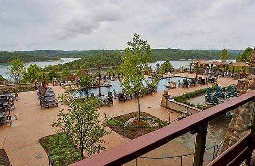Ridgedale House | Beautiful Lodge at The Cliffs at Long Creek - Table Rock Lake