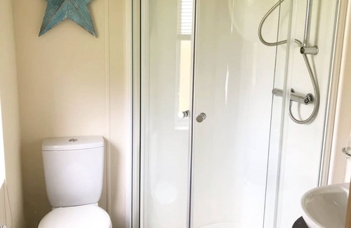 Warkworth Cabin | Beautiful lodge with hot tub in the heart of the Northumberland countryside