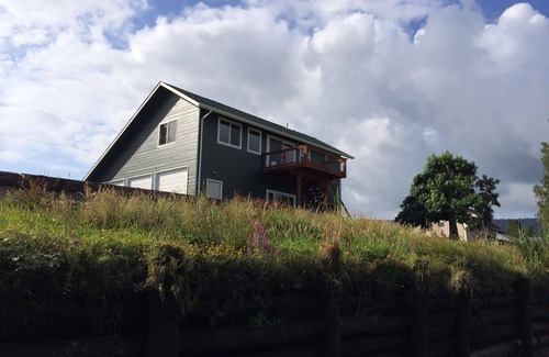 Cathlamet House | Beautiful Lower Columbia Hamlet On The Water