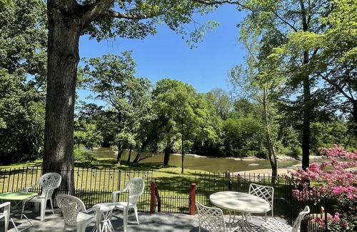 Southeast Raleigh House | BEAUTIFUL LUXURY 3 Acre Waterfront Property!