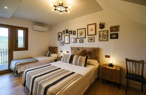 Biosca Cottage | Beautiful luxury country house in the heart of Catalonia