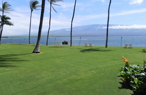 Maalaea Condo | Beautiful Luxury Oceanfront Condo-Grnd Floor, Great View, A/C, Wi-Fi, BDRM View