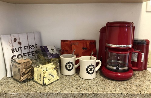 Marina District House | Beautiful Marina Home - 2Bed 2Bath - 1 block from Marina Blvd!