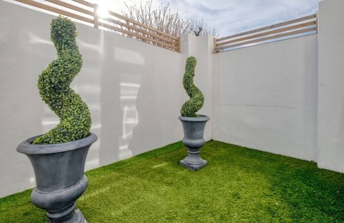 Rottingdean Cottage | Beautiful Mews Cottage | 6 min walk to Rottingdean Beach