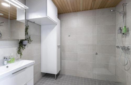 Kuopio Apartment | Beautiful Modern City Apartment