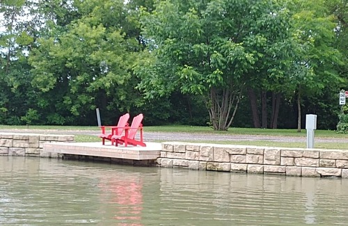 Pointe aux Roches Cottage | Beautiful modern cottage for rent located on a golf course