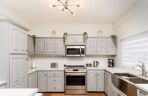 St. Anns House | Beautiful Modern Villa 2 mins from City & Attractions - The Getaway