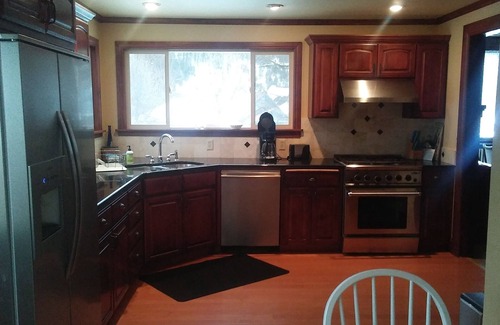 Kellogg House | BEAUTIFUL MOUNTAIN HOME RETREAT, SILVER MOUNTAIN IDAHO - Sleeps 8