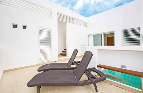 Colonia Repobladores House | Beautiful Contemporary Home With Pool Located In The Middle Of San Miguel
