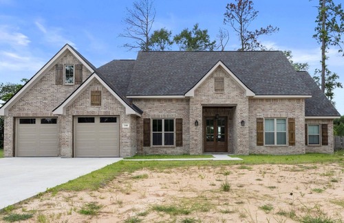 Sulphur House | Beautiful New Construction Home!