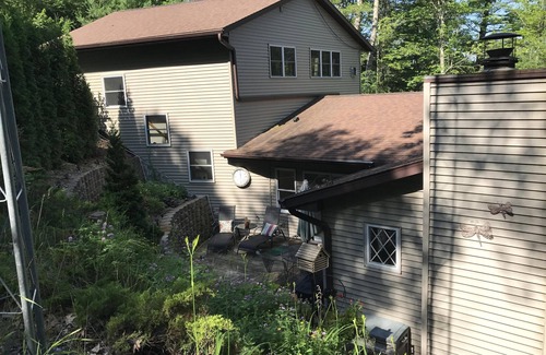 Mountain House | Beautiful Northwoods Lakefront Home!