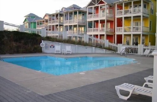 Sea Dreams Cottage | Beautiful Oceanfront Home with Pool and Elevator - Non-Smoking and no pets