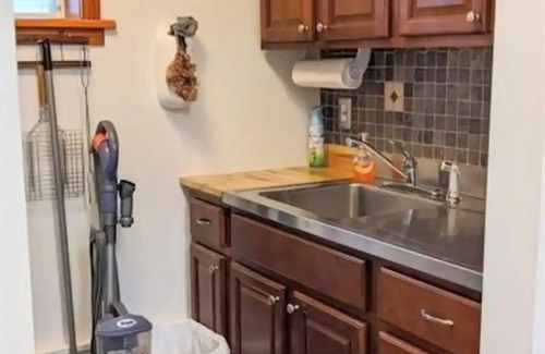 Durhamville House | Beautiful Oneida Lake Shore Home and Yard