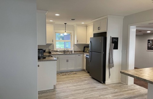 Ono House | Beautiful open and spacious ranch home in country setting