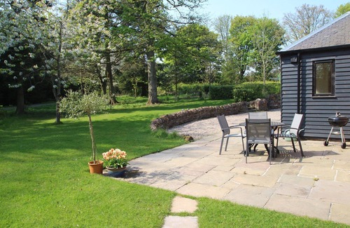 Letham Grange Cottage | Beautiful open plan cottage in the heart of woodlands close to beach and golf.