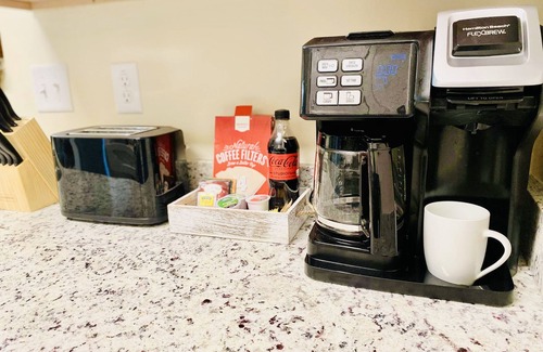 Fort Worth Apartment | Beautiful Peaceful 1 Bedroom Close To Downtown w/Garage