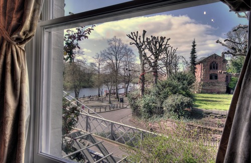 Chester Cottage | Beautiful period cottage, exceptional riverside location in the heart of Chester