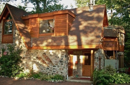 Crandon Ski Chalet | Beautiful Petersonbay Chalet on the East Shore of Lake Metonga