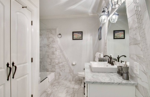 Bywater House | Beautiful Poland Maison for Two at 1708
