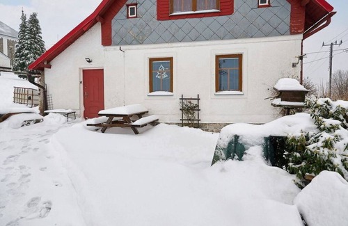 Prichovice House | Beautiful private villa for 9 people with WIFI, TV and pets allowed