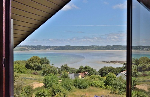 Cotes d'Armor House | Beautiful private villa for 8 guests with WIFI, TV and pets allowed