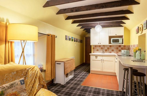 Aberchirder House | Beautiful private villa for 2 people with WIFI