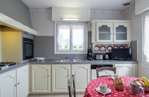 Pleumeur-Bodou House | Beautiful private villa for 7 people with WIFI, TV, terrace and pets allowed