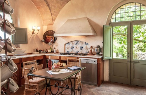 Montalcino Villa | Beautiful private villa for 16 people with private pool, WIFI, A/C, TV, patio and panoramic view