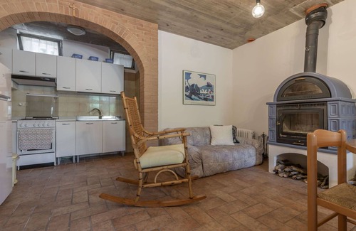 Bolognola House | Beautiful private villa for 8 people with WIFI, TV, balcony, pets allowed and panoramic view