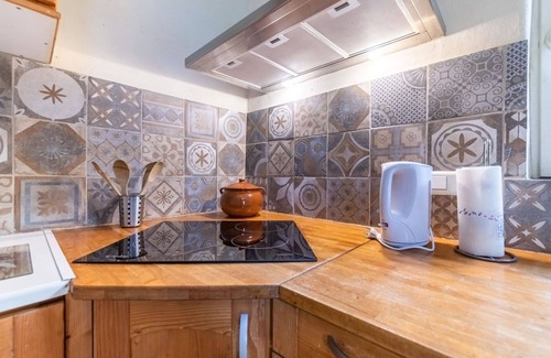 Venterol House | Beautiful private villa for 2 people with pool, WIFI, TV and pets allowed